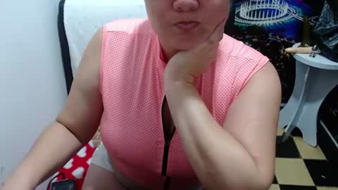 Tila online show from June 18, 1:39 am