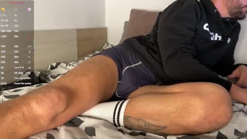 Snapshot of tim_beard chatting on November 28, 8:22 pm Tim Beard online show from November 28, 8:22 pm