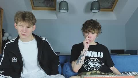 Snapshot of tim_milll chatting on December 21, 5:58 am Tim online show from December 21, 5:58 am