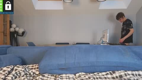 Snapshot of tim_milll chatting on January 4, 7:34 am Tim online show from January 4, 7:34 am