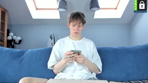 Snapshot of tim_milll chatting on January 21, 7:47 am Tim online show from January 21, 7:47 am