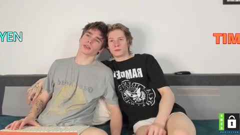 Snapshot of tim_milll chatting on November 13, 6:45 am Tim online show from November 13, 6:45 am