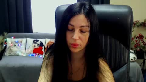 Snapshot of timeparadice chatting on June 29, 7:58 am Luisa online show from June 29, 7:58 am