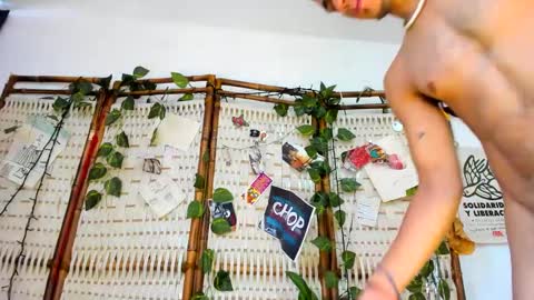 salem online show from December 18, 1:34 pm