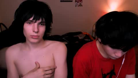 Snapshot of timi_moon chatting on November 4, 8:41 pm timi_moon online show from November 4, 8:41 pm