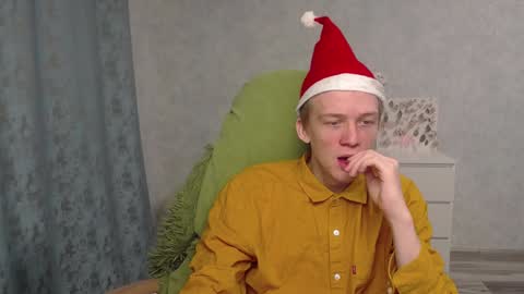 Snapshot of timmy7topcut chatting on January 1, 12:22 pm Timmy online show from January 1, 12:22 pm