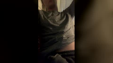 Snapshot of timmyboy416 chatting on March 10, 11:37 am Sexmachine516 online show from March 10, 11:37 am