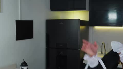 Snapshot of timmyshy chatting on November 13, 12:42 am timmyshy online show from November 13, 12:42 am