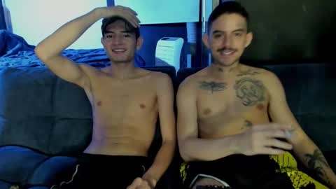 wanna play bareback uncut colombian couple new twink bbk online show from January 7, 9:01 am