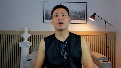 Snapshot of timothy_jones1 chatting on June 7, 4:00 pm timi jones online show from June 7, 4:00 pm