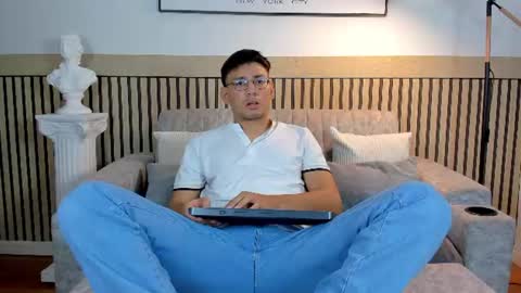 Snapshot of timothy_jones1 chatting on June 14, 9:17 pm timi jones online show from June 14, 9:17 pm