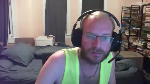 Snapshot of timtimmyyyy chatting on November 25, 10:32 pm timtimmyyyy online show from November 25, 10:32 pm