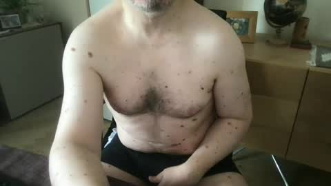 Snapshot of timus282259 chatting on July 6, 7:38 am timus282259 online show from July 6, 7:38 am