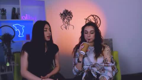 tina_golden online show from March 19, 2:43 pm