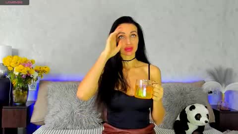 Tina online show from October 19, 10:27 am