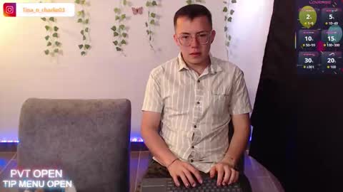 Snapshot of tina_n_charlie chatting on May 18, 3:29 pm Tina N Charlie online show from May 18, 3:29 pm