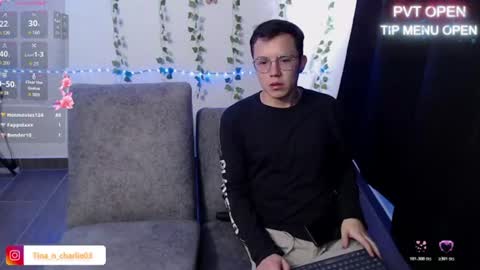 Snapshot of tina_n_charlie chatting on July 28, 6:20 pm Tina N Charlie online show from July 28, 6:20 pm