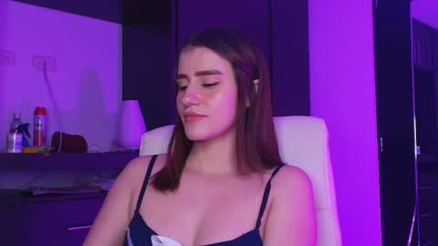 Tina  online show from May 26, 4:52 am