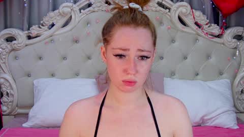 Snapshot of tinabrook chatting on February 11, 4:22 am Tina online show from February 11, 4:22 am