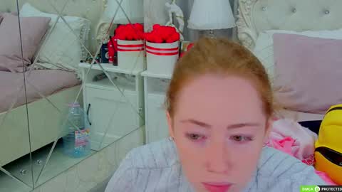 Snapshot of tinabrook chatting on September 17, 3:30 am Tina online show from September 17, 3:30 am