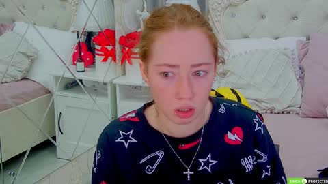 Snapshot of tinabrook chatting on September 25, 4:16 am Tina online show from September 25, 4:16 am