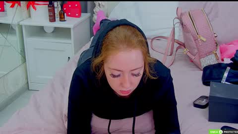 Snapshot of tinabrook chatting on October 15, 4:01 am Tina online show from October 15, 4:01 am