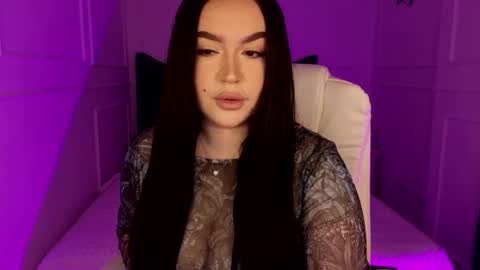 hi im curvy babyface girlie Tina online show from March 13, 8:21 am