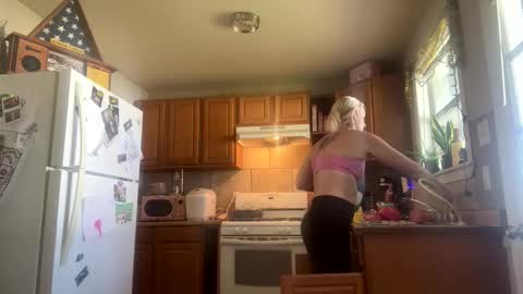 tinatinatina1738 online show from March 12, 5:52 pm