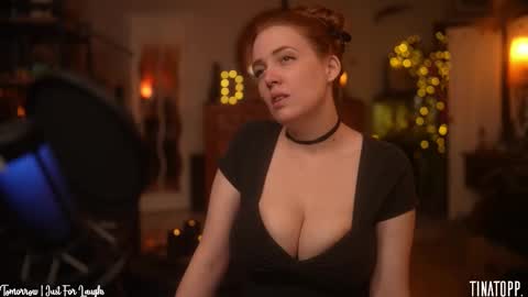 Snapshot of tinatopp chatting on November 22, 3:05 am Tina - online show from November 22, 3:05 am