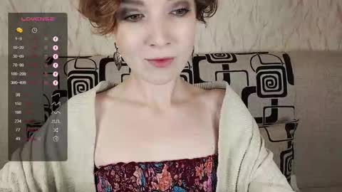 Snapshot of tinawincee chatting on September 19, 4:58 am Tina online show from September 19, 4:58 am