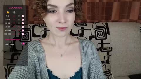 Snapshot of tinawincee chatting on November 15, 4:54 am Tina online show from November 15, 4:54 am