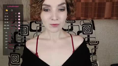 Snapshot of tinawincee chatting on November 23, 4:45 am Tina online show from November 23, 4:45 am