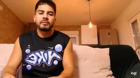 tinoclandestino online show from March 14, 11:37 am