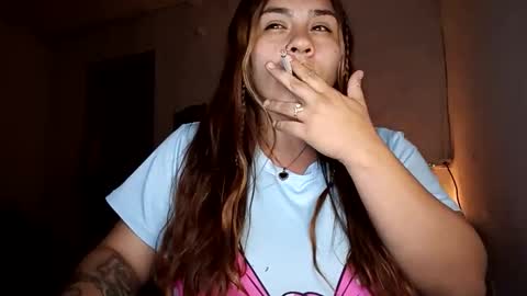 Snapshot of tintal_jers chatting on December 17, 5:24 am tintal jers online show from December 17, 5:24 am