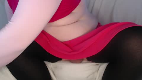 tiny_d online show from May 3, 7:03 am