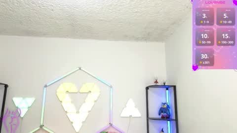 tiny_vixen_ online show from January 9, 8:55 pm