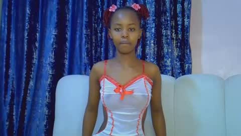 Snapshot of tinybarbie_ chatting on June 15, 3:36 pm Barbie online show from June 15, 3:36 pm