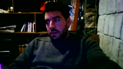 Snapshot of tinycock9393 chatting on July 6, 2:52 am Benja online show from July 6, 2:52 am