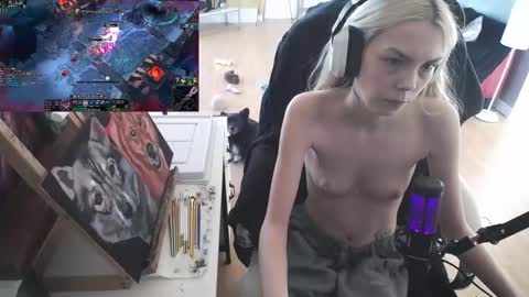 stage Kylie Sinner  brand CLITBAIT online show from February 12, 1:16 pm