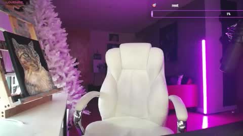 stage Kylie Sinner  brand CLITBAIT online show from February 13, 1:12 am