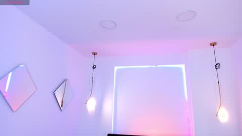 Luna  online show from December 27, 11:17 am