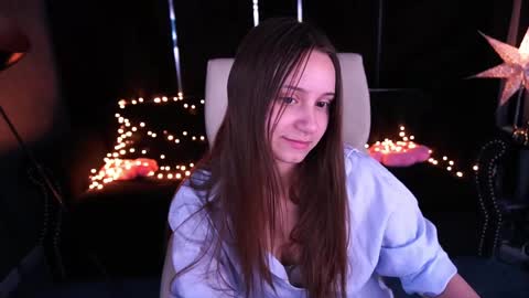 Snapshot of tinynataliee chatting on May 9, 7:35 am tinynataliee online show from May 9, 7:35 am