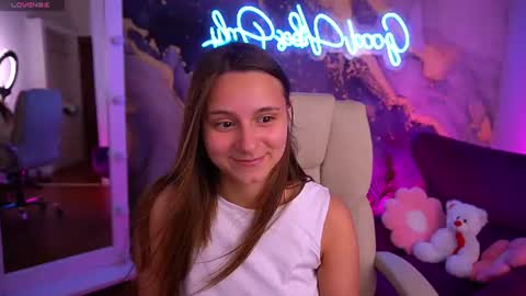 Snapshot of tinynataliee chatting on July 31, 12:37 pm tinynataliee online show from July 31, 12:37 pm