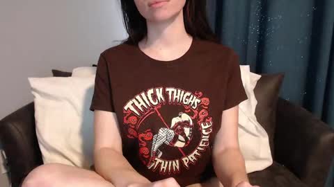 TinyyTina online show from December 3, 8:17 pm