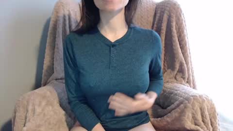 TinyyTina online show from May 5, 11:51 am