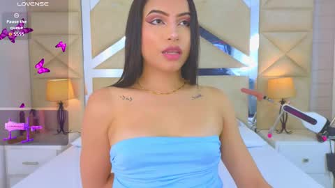 Tiphani Walker online show from September 16, 12:22 am