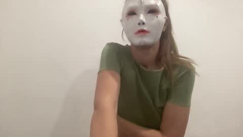 Snapshot of tipsytinkerbell chatting on October 31, 7:26 pm Tinks online show from October 31, 7:26 pm