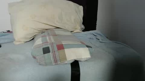 Snapshot of tisha_amore chatting on January 19, 2:04 am Amore online show from January 19, 2:04 am