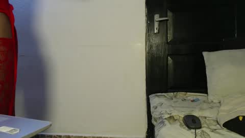 Snapshot of tisha_amore chatting on February 1, 2:37 am Amore online show from February 1, 2:37 am