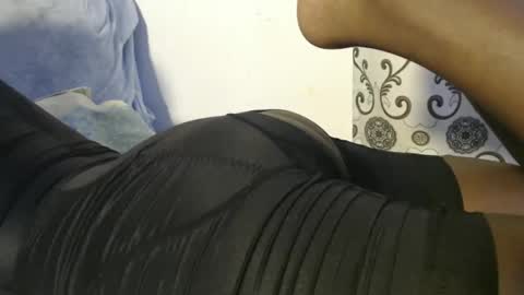 Snapshot of tisha_amore chatting on February 26, 2:37 am Amore online show from February 26, 2:37 am